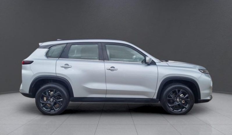 
								TOYOTA URBAN CRUISER 1.5 XR AT full									