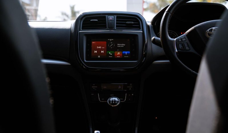 
								Toyota Urban Cruiser 1.5 XR Manual full									