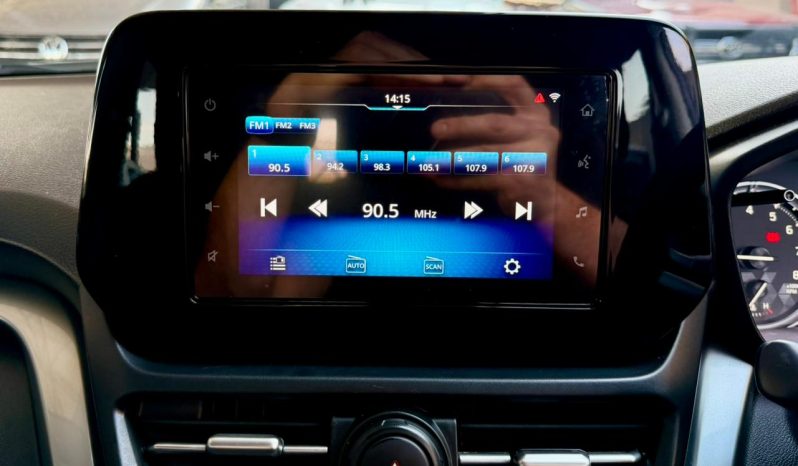 
								Toyota Urban Cruiser 1.5 Xs full									