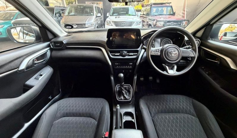 
								Toyota Urban Cruiser 1.5 Xs full									