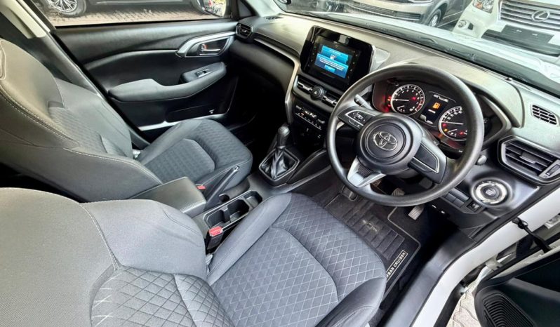 
								Toyota Urban Cruiser 1.5 Xs full									