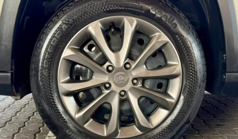 
								Toyota Urban Cruiser 1.5 Xs full									