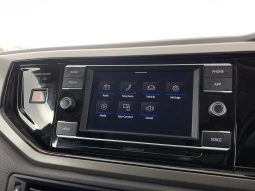
										Volkswagen Polo 1.0 Comfortline Dsg full									