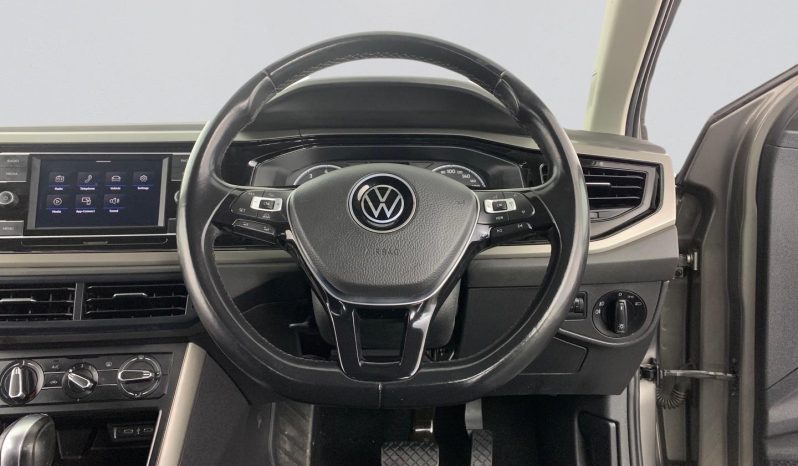 
								Volkswagen Polo 1.0 Comfortline Dsg full									