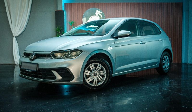 
								Volkswagen Polo Hatch 1.0 Tsi full									