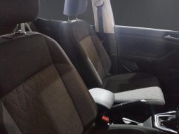 
										VOLKSWAGEN T-CROSS 1.0 TSI LIFE full									