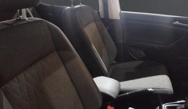 
								VOLKSWAGEN T-CROSS 1.0 TSI LIFE full									