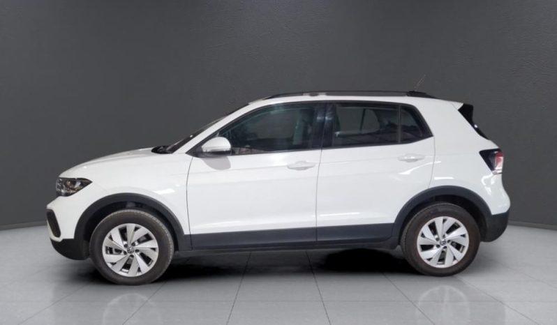 
								VOLKSWAGEN T-CROSS 1.0 TSI LIFE full									
