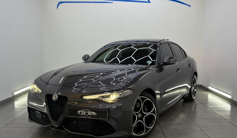 
								Alfa Romeo Giulia 2.0L Veloce At full									
