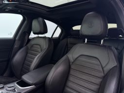 
										Alfa Romeo Giulia 2.0L Veloce At full									