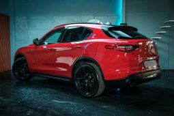 
										Alfa Romeo Stelvio 2.0 B-Tech full									