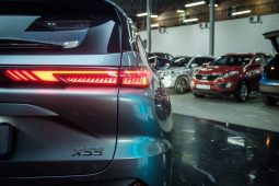 
										BAIC X55 Plus 1.5T Premium 2-Tone full									