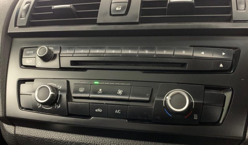 
								BMW 1 Series 3-Door 118i Steptronic full									