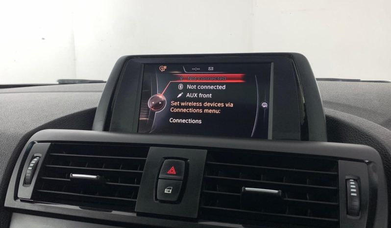 
								BMW 1 Series 3-Door 118i Steptronic full									