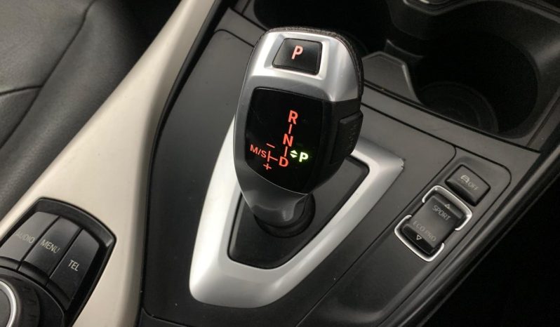 
								BMW 1 Series 3-Door 118i Steptronic full									