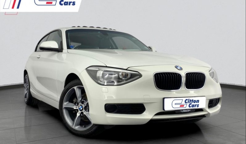 
								BMW 1 Series 3-Door 118i Steptronic full									
