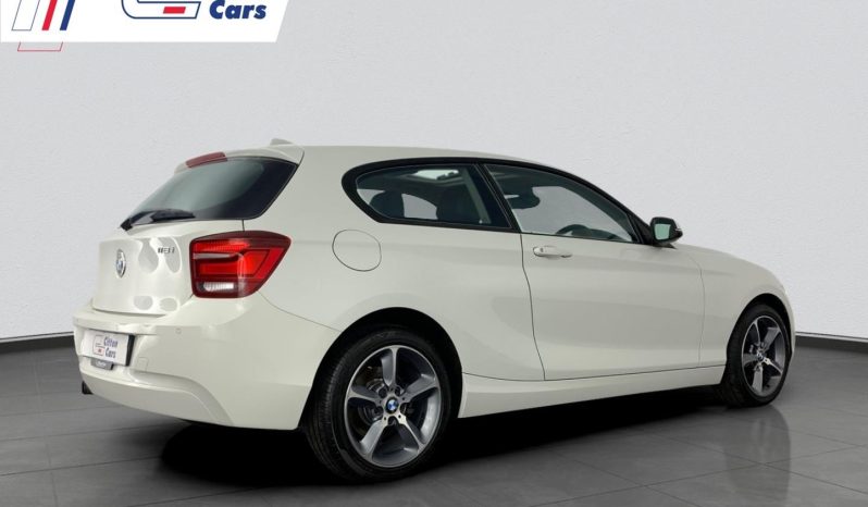 
								BMW 1 Series 3-Door 118i Steptronic full									