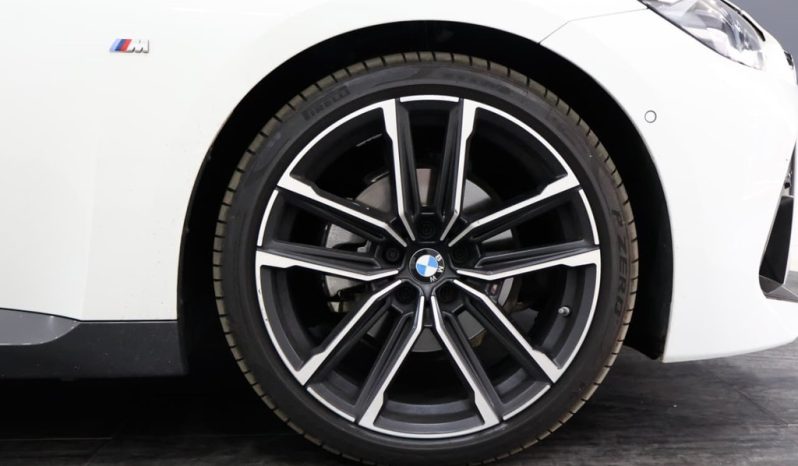 
								BMW 2 Series Coupe 220i M Sport full									