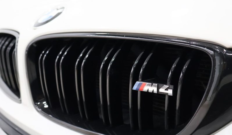 
								BMW 4 Series Coupe M4 M-Dct full									