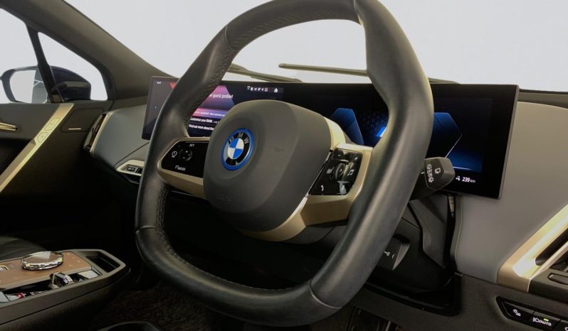 
								BMW IX Xdrive40 full									