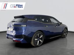 
										BMW IX Xdrive40 full									