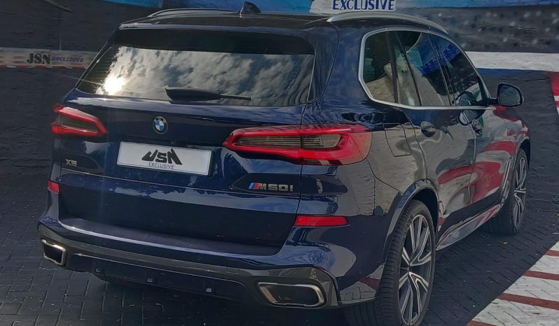 
								BMW X5 M50i Sport Steptronic full									