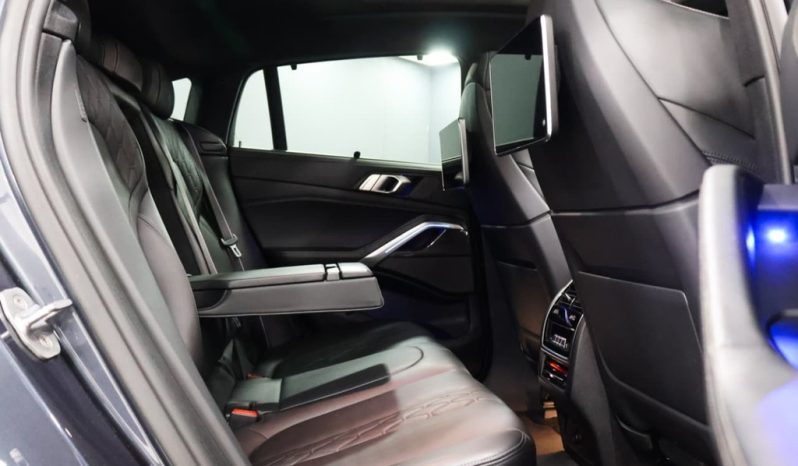 
								BMW X6 M50d Sport Steptronic full									
