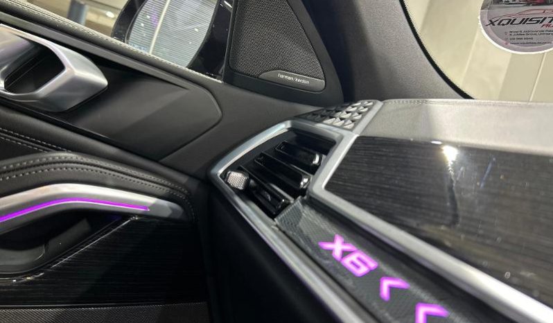 
								BMW X6 Xdrive30d M Sport Steptronic full									