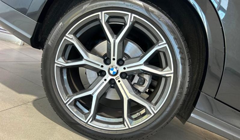 
								BMW X6 Xdrive30d M Sport Steptronic full									
