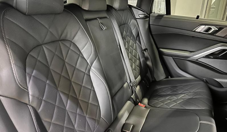 
								BMW X6 Xdrive30d M Sport Steptronic full									
