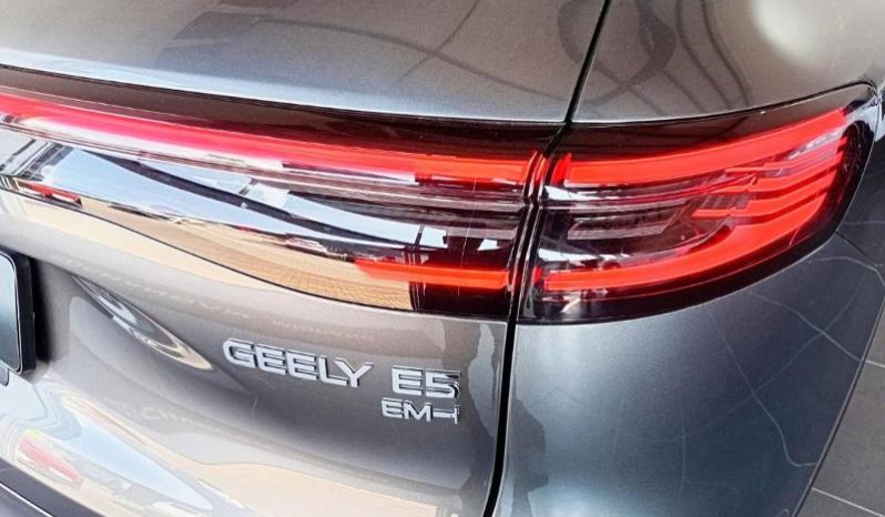 
								Geely E5 Em-I Aspire full									