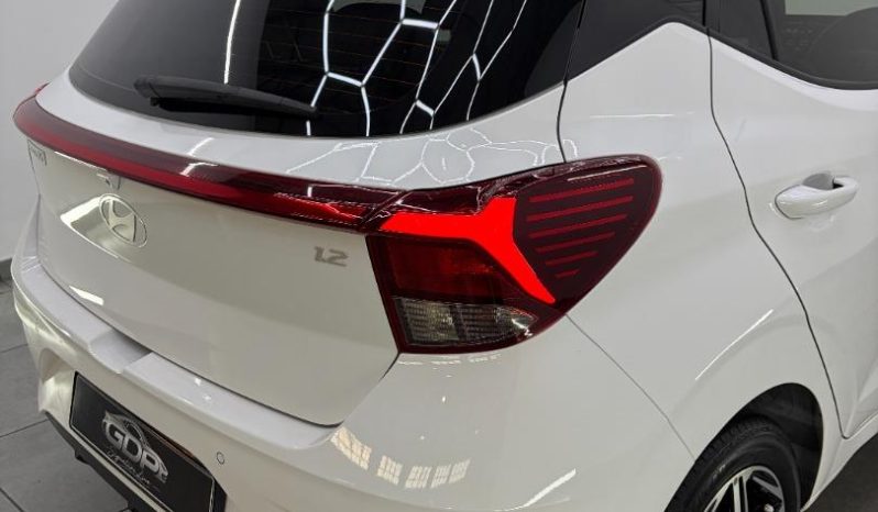 
								Hyundai Grand I10 1.2 Fluid At full									