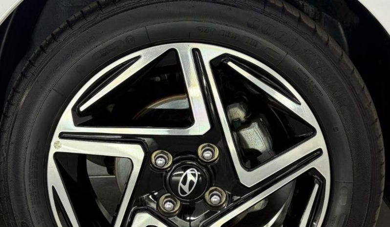 
								Hyundai Grand I10 1.2 Fluid At full									