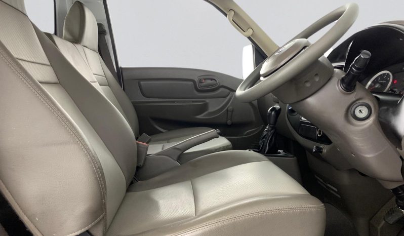 
								Hyundai H100 Bakkie 2.6D Deck Ac full									