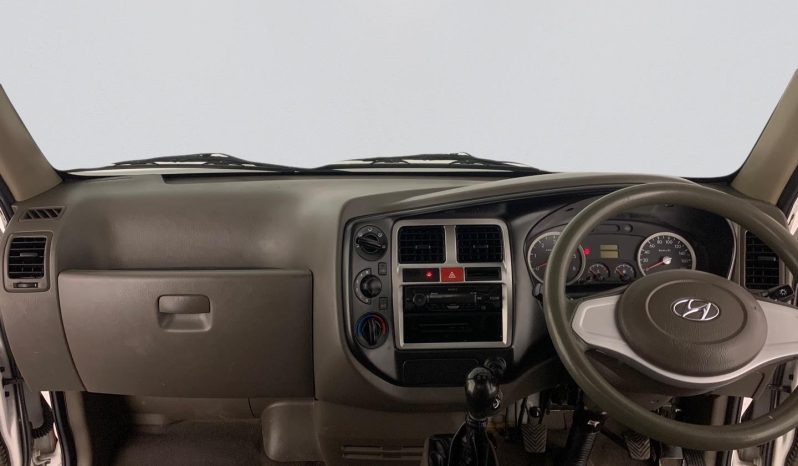 
								Hyundai H100 Bakkie 2.6D Deck Ac full									