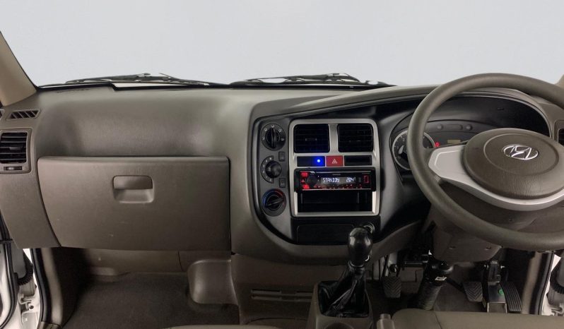 
								Hyundai H100 Bakkie 2.6D Deck Ac full									