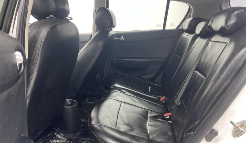 
								Hyundai I20 1.6 Remix full									