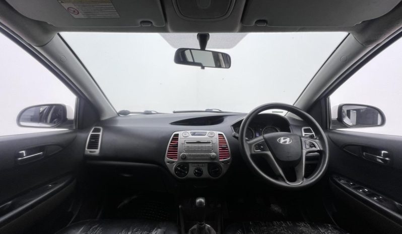 
								Hyundai I20 1.6 Remix full									