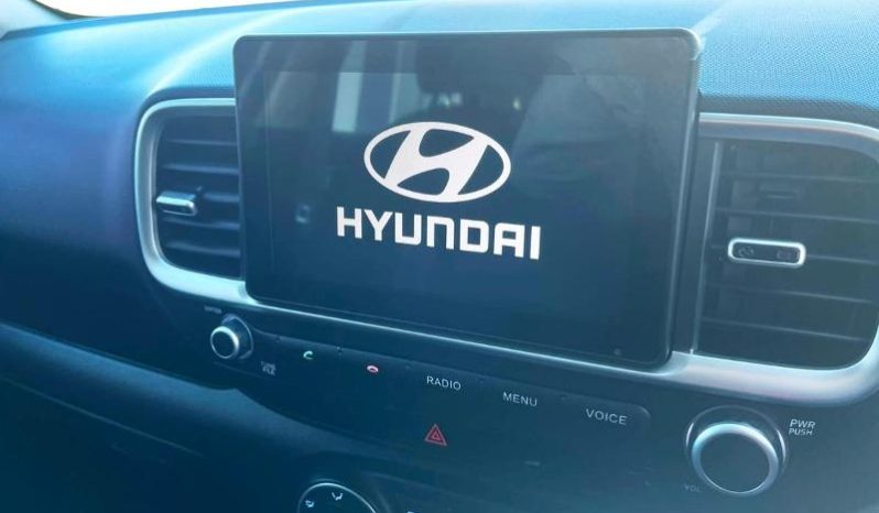 
								Hyundai Venue 1.2 Premuim full									