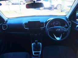 
										Hyundai Venue 1.2 Premuim full									