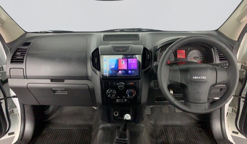 
								Isuzu D-Max 250C Fleetside full									