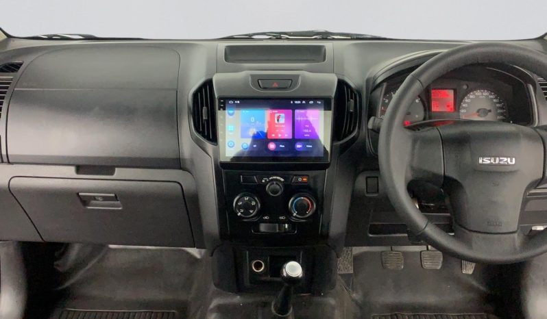 
								Isuzu D-Max 250C Fleetside full									