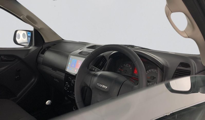 
								Isuzu D-Max 250C Fleetside full									