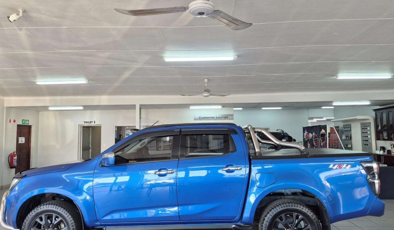 
								ISUZU D-MAX D-MAX 3.0 Ddi LSE 4X4 A/T D/C P/U full									