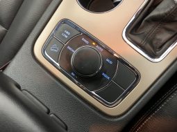 
										Jeep Grand Cherokee 3.0 Crd Laredo At full									