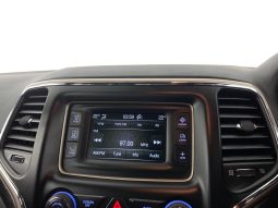 
										Jeep Grand Cherokee 3.0 Crd Laredo At full									