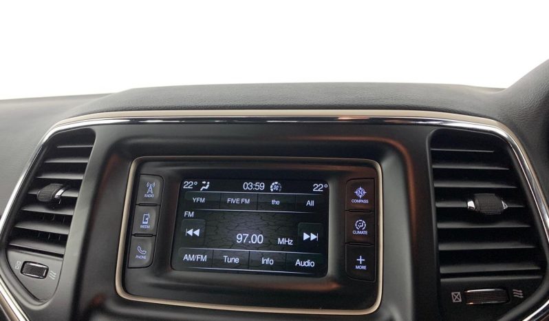 
								Jeep Grand Cherokee 3.0 Crd Laredo At full									