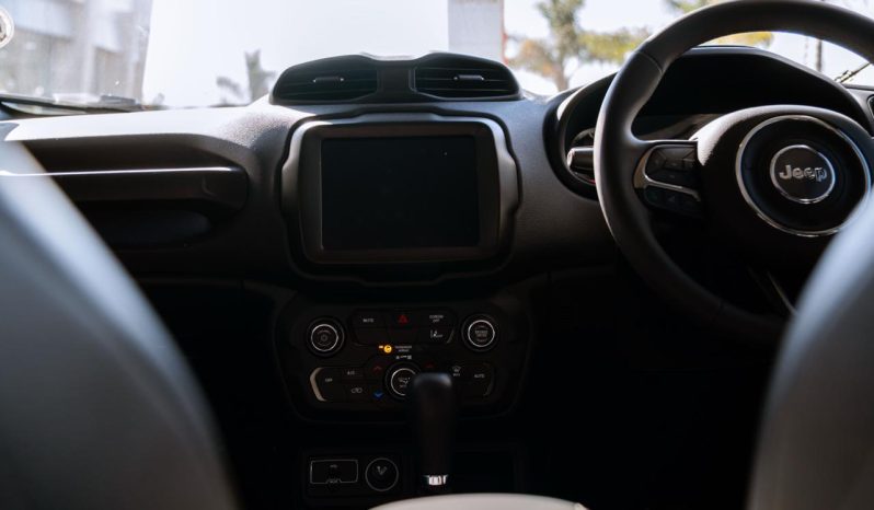
								Jeep Renegade 1.4T Limited full									