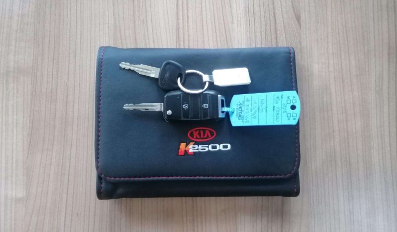 
								KIA K 2500 K 2500 P/U S/C full									