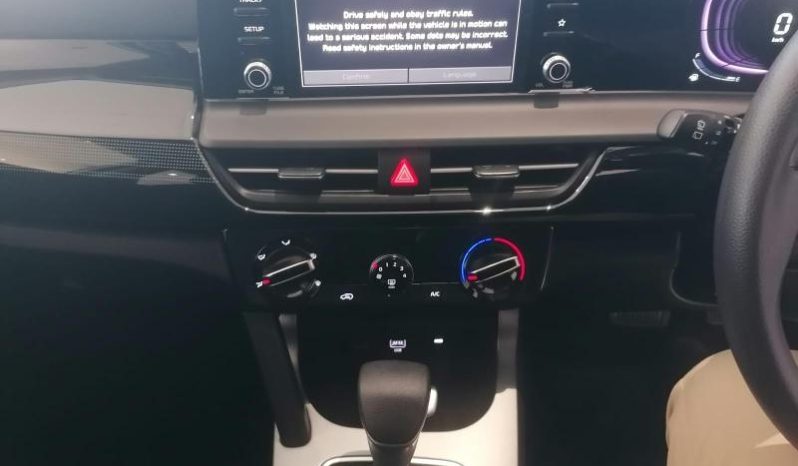 
								Kia Seltos 1.5 LS CVT full									